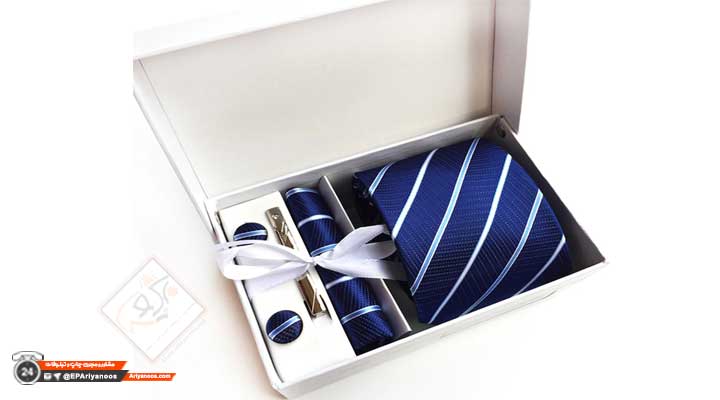 جعبه کراوات مردانه , جعبه مخصوص کراوات , جعبه کادویی کراوات , قیمت جعبه کراوات , فروش جعبه کراوات , بسته بندی کراوات , جعبه پاپیون مردانه , جعبه پاپیون , جعبه کراوات , قیمت جعبه پاپیون , بسته بندی پاپیون , جعبه کراوات ارزان , طراحی و تولید انواع جعبه کراوات و پاپیون , ساخت جعبه کراوات , تولید جعبه پاپیون , چاپ جعبه کراوات , چاپ اختصاصی جعبه پاپیون , جعبه پاپیون ارزان قیمت , خرید جعبه کراوات , فروش عمده جعبه پاپیون و کراوات